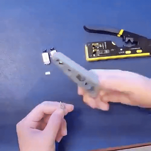 Višenamjenski alat za krimpovanje, rezanje i skidanje izolacije